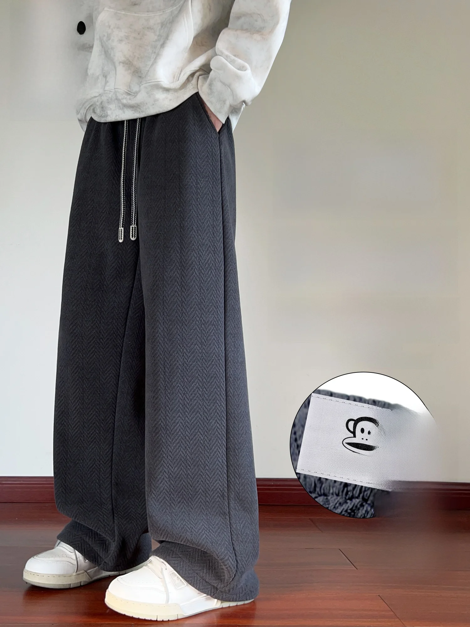 

Мужские зимние брюки Paul Frank: новые, свободные, прямого кроя, из флиса, удобные, для отдыха