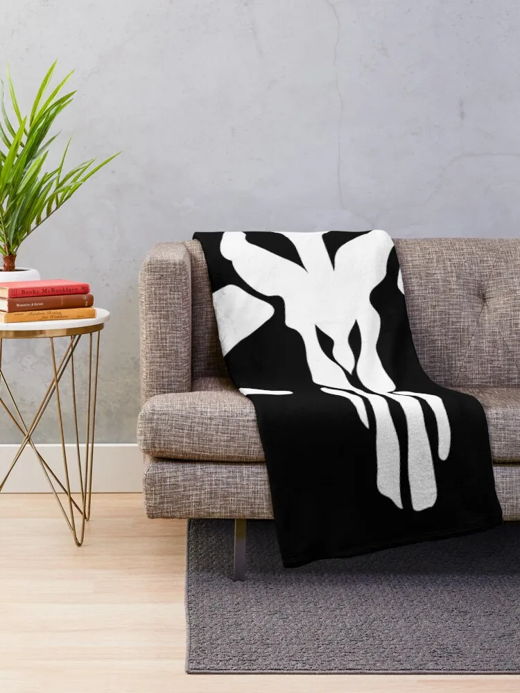 Mando in White Throw Blanket For Sofa Summer Blanket