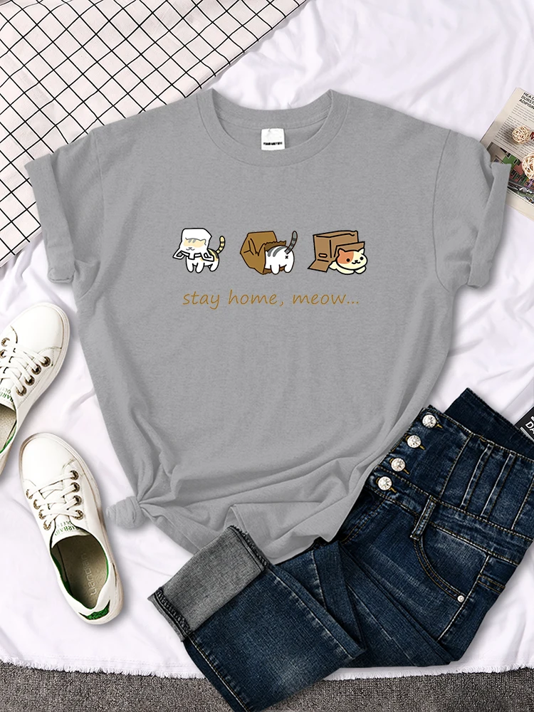 Kawaii Three Mini Cat Animal Stay Home Meow Print Women Tshirts Oversize Tops o-Neck Tee Shirt Casual Style Female Tee Shirts