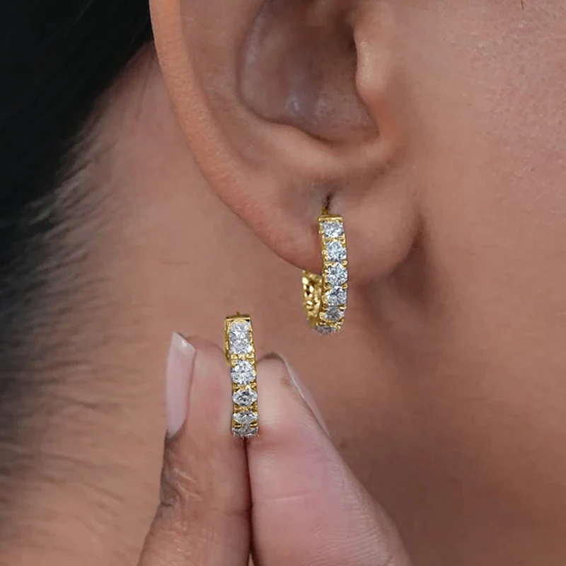 Lnkry Pavé-Set 3mm Moissanit-Ohrringe 14k Vergoldete Labor-Diamant Huggie-Ohrringe für Frauen Geprüfte Ohrschmuck-Geschenkidee – Detail 6