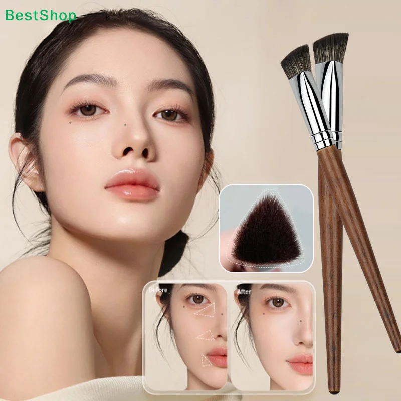 ♥ Brocha triangular para resaltar, brocha de maquillaje en ángulo para contorno, colorete bronceador, cerdas sintéticas suaves, resaltador facial