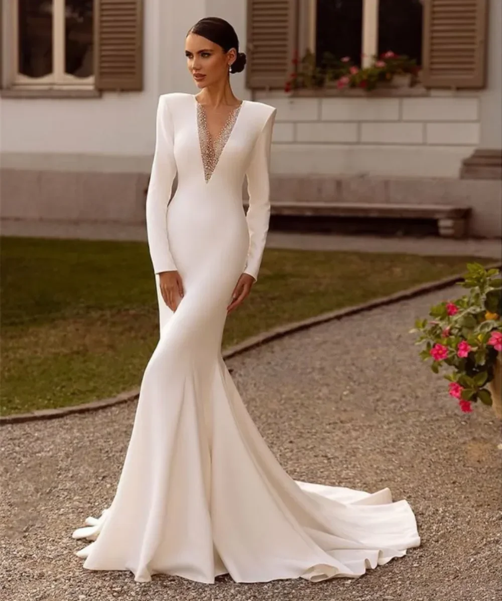 Robe de Mariée Longue en Crêpe Élégante, Col en V, Perlée, Sirène, lèvent Ivoire, Dos, Balayage, Traîne, Éducative, pour les Patients, Peu importe ce que Personnalisé2