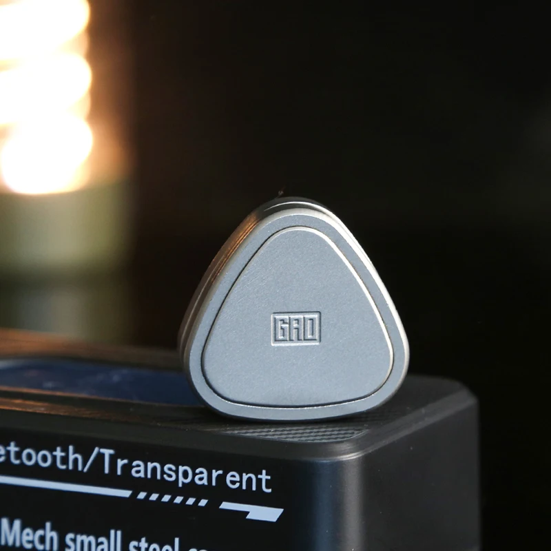 عملة معدنية فيدجيت سبينر - لعبة مكتب من الفولاذ المقاوم للصدأ لتخفيف التوتر والتركيز | هدية جيب EDC لجميع الأعمار #1