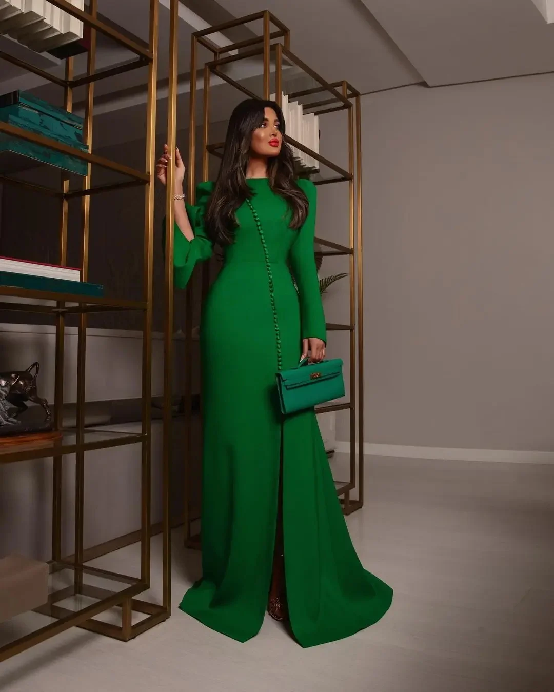 2024 neue grüne Satin einfache modische Mutter der Braut Kleider elegant plus Größe für Hochzeits feier Langarm Gast kleid