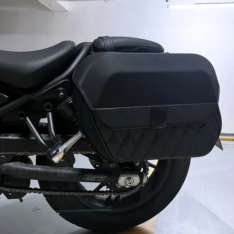 Saddle Bag for Honda CMX1100 Rebel Quick Release Left Side Luggage 19.5L Carrying Bag CM1100 Saddlebag With Lock Reflective