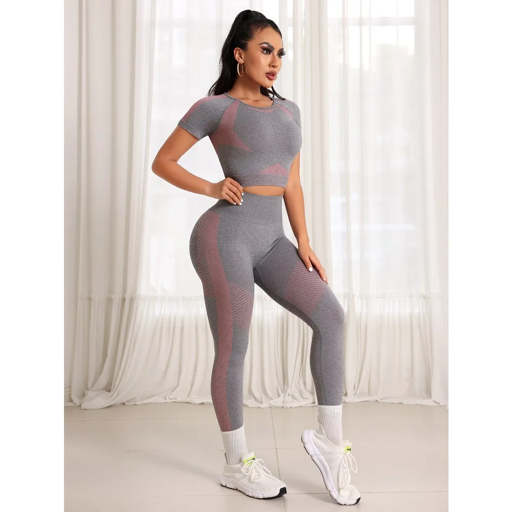 

Spring and Summer Slim Sports Yoga Suit Short-sleeved Sports Trousers for Women's Fitness Tight Sports Running Yoga Suit