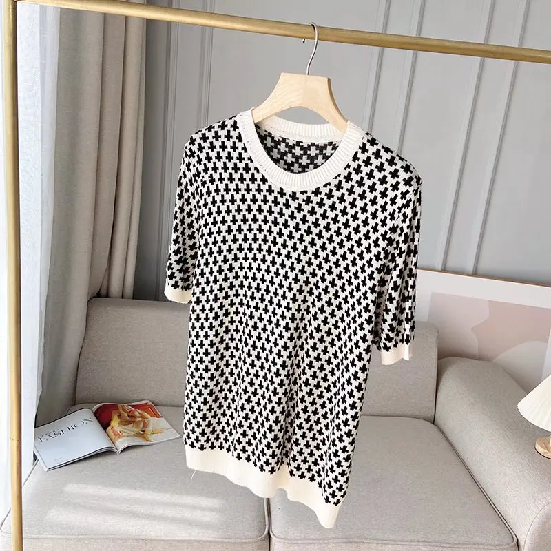 Vintage Chic Knitwear Tee for Women Black White Plaid Knitted Sweater Round Neck Short Sleeve Pullover Tops Female Summer 2024