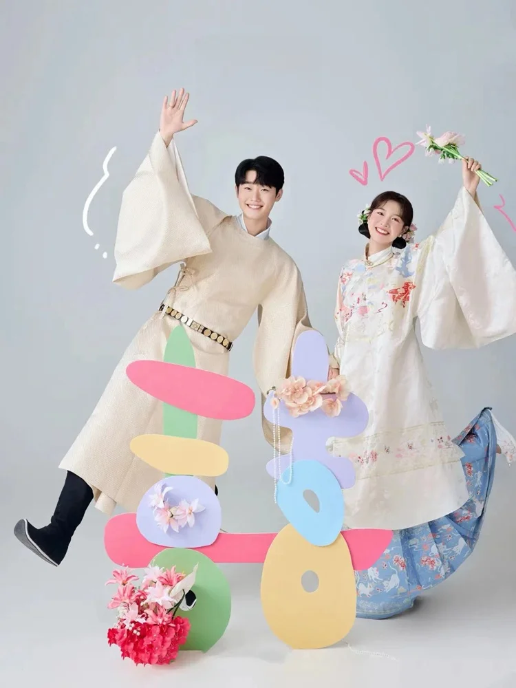 

Traditional Chinese Ming Dynasty Hanfu Couples Photography Costume Indoor Studio Wedding Tang Suit Retro New Style Ceremony