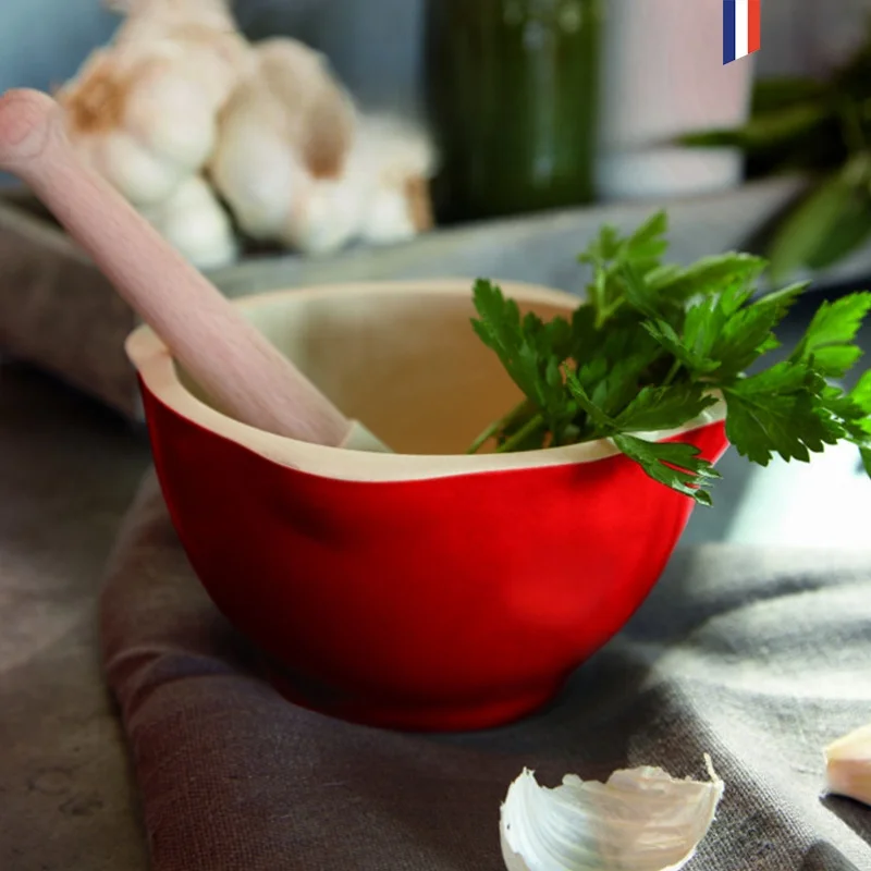 

Ручная чеснокодавка Emile Henry: кухонный инструмент для измельчения специй и чесночной пасты, ручной пресс для приготовления пищи