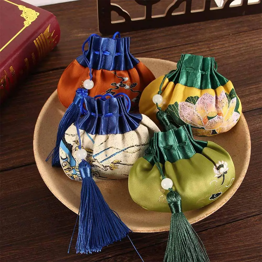 Dragon Boat Festival Woman Brocade Hanging spike Hanfu Accessories Embroidery Sachet Pendant Portable Empty Bag Chinese Gift