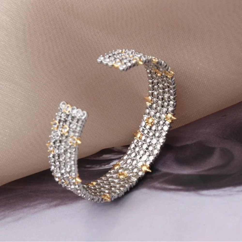 European and American Genius Designers Create Fashionable Diamond Bracelets