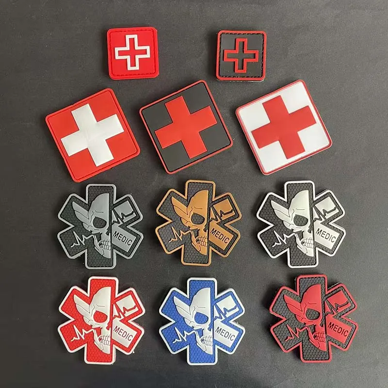 PVC-Gummi-Medizinkreuz-Abzeichen, Sanitäter-Totenkopf-Moral-Applikation, taktische Patches mit Klettverschluss, Militär-Aufkleber, Rettungsemblem – Detail 7