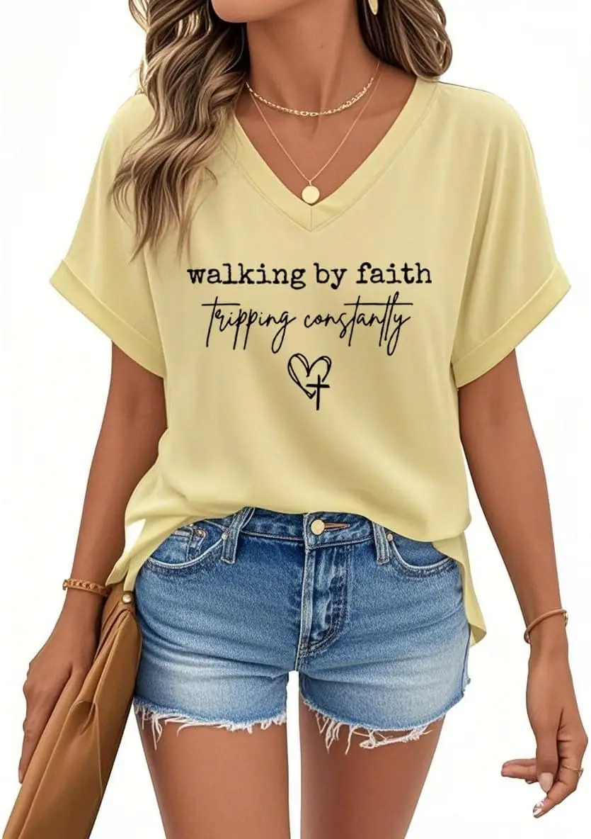 Walking by Faith Tripping Constantly シャツ、Walking by Faith Tripping Constantly Tシャツ レディース メンズ