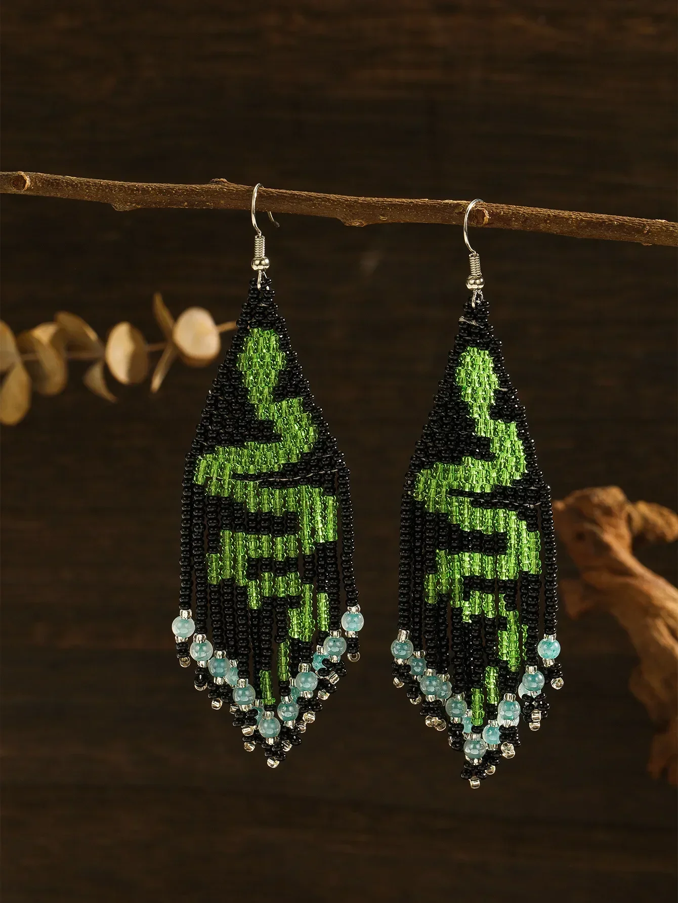 Rice bead earrings Hand woven Fashion Serpentine Beading Personality Bohemia  Geometry Alloy View Sunrise ma'am Fringed earrings