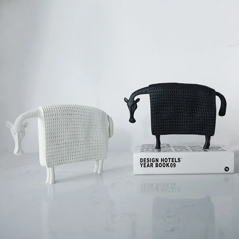 Abstract Animal Scu…