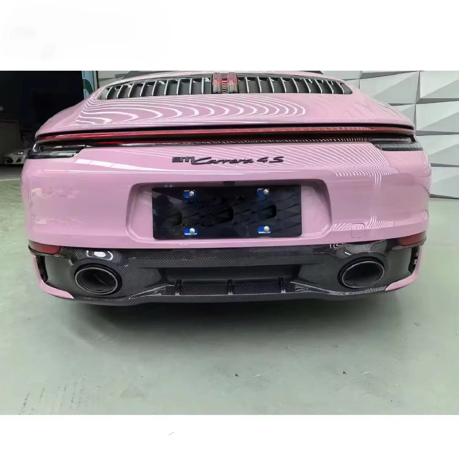 

911 992 Auto Parts Dry Carbon Fiber Rear Diffuser