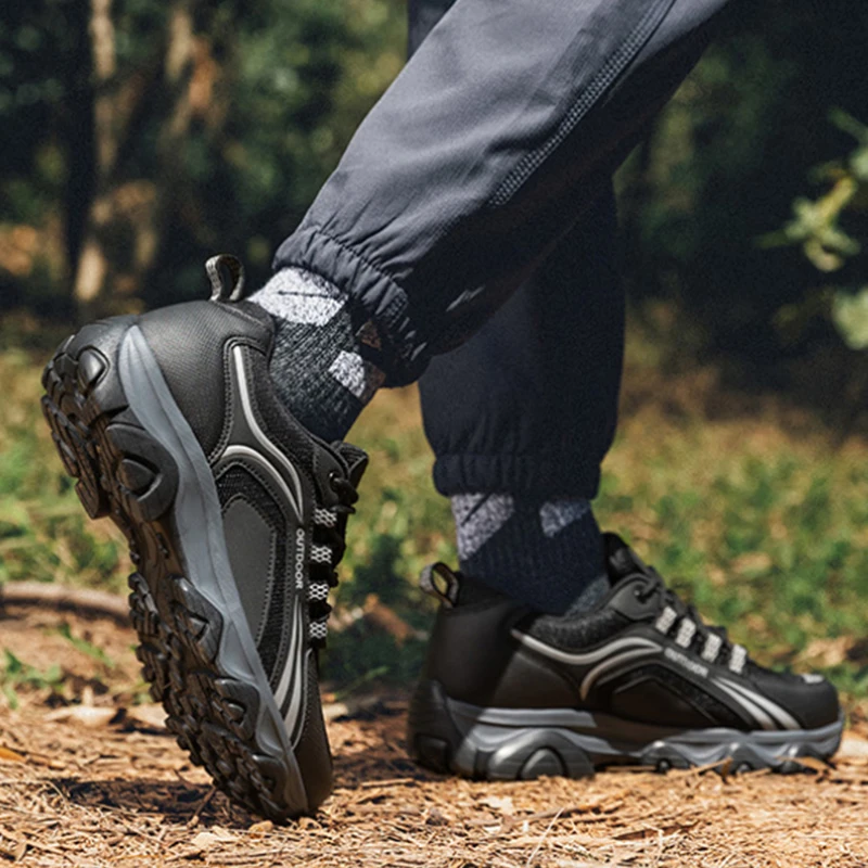 

Couple Style Casual Comfort Sports Hiking Shoes Spring Soft Sole Mesh Breathable Sneakers Lightweight Outdoor Walking Footwear