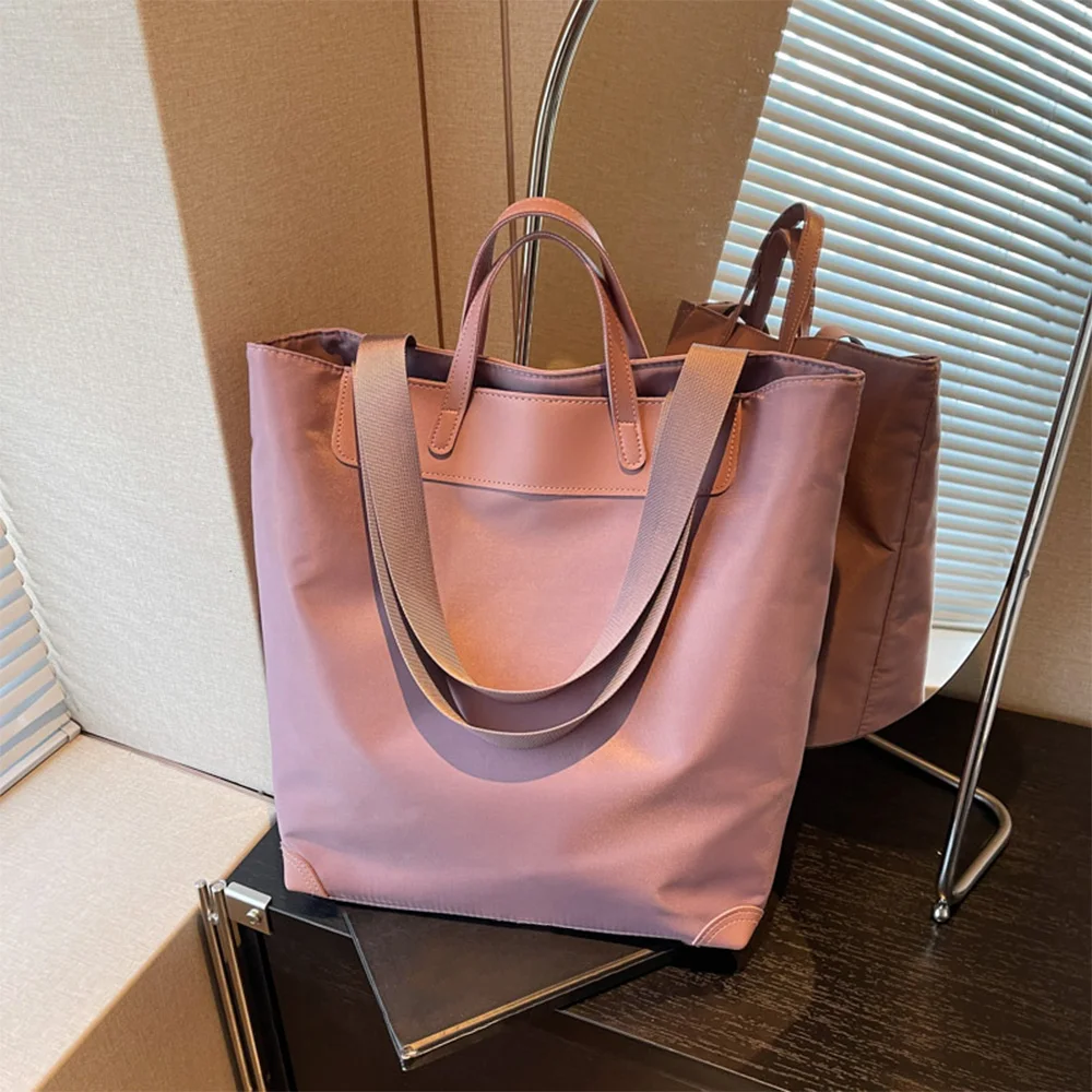 Bolso Tote de Nailon Rosa Empolvado Estilo Coreano para Mujer, Bolso de Hombro Casual con Detalle de Ribete para el Uso Diario y la Escuela