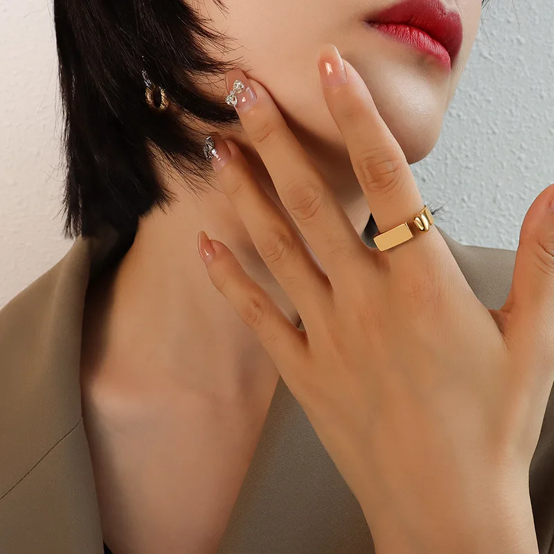 Minimalist Rings In 316L Stainless Steel With 18k Gold Plated Waterproof Non Tarnish Women\'s Ring Aesthetic Woman Jewelry