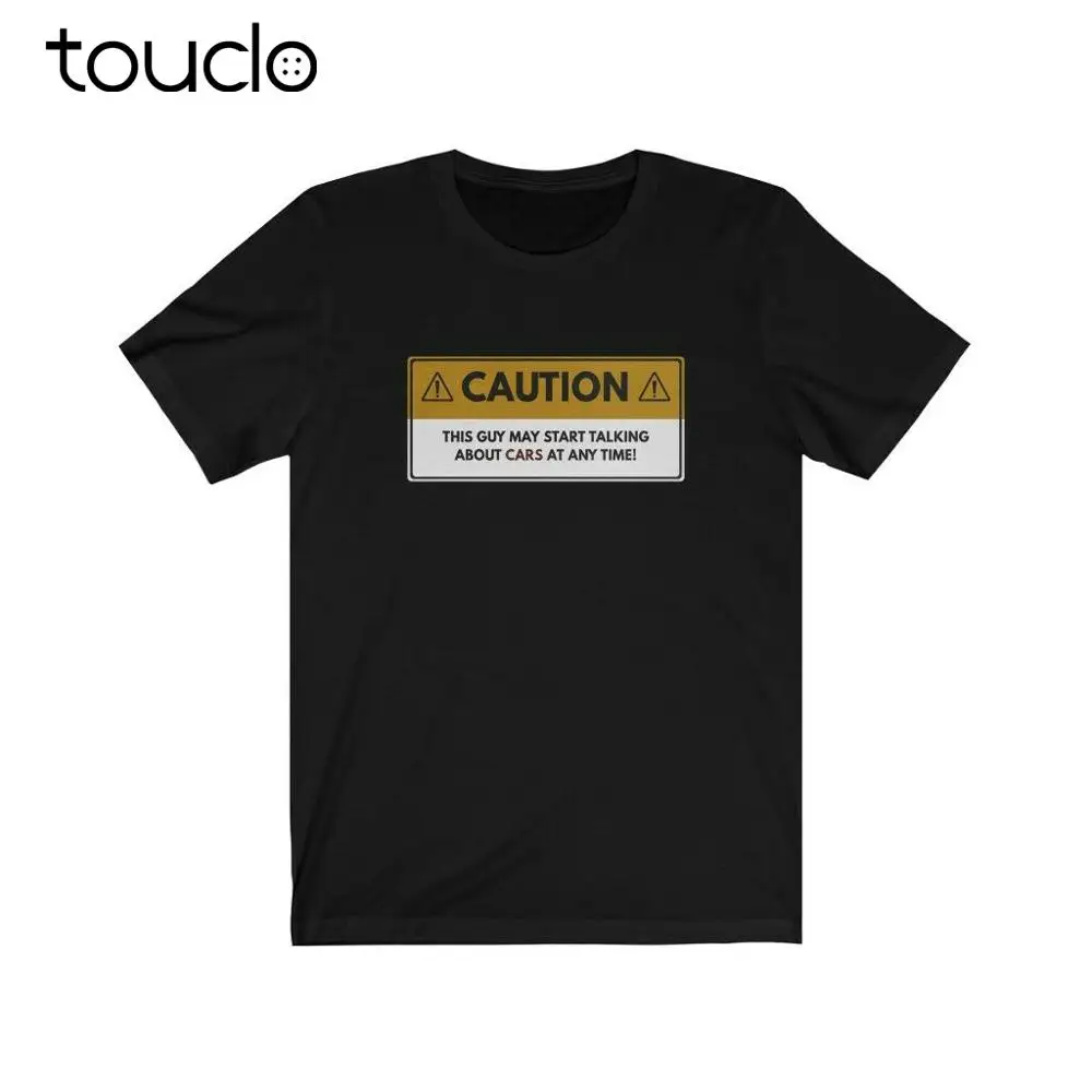 Attenzione questo ragazzo può iniziare a parlare di auto in qualsiasi momento t-shirt, regalo ragazzo auto unisex