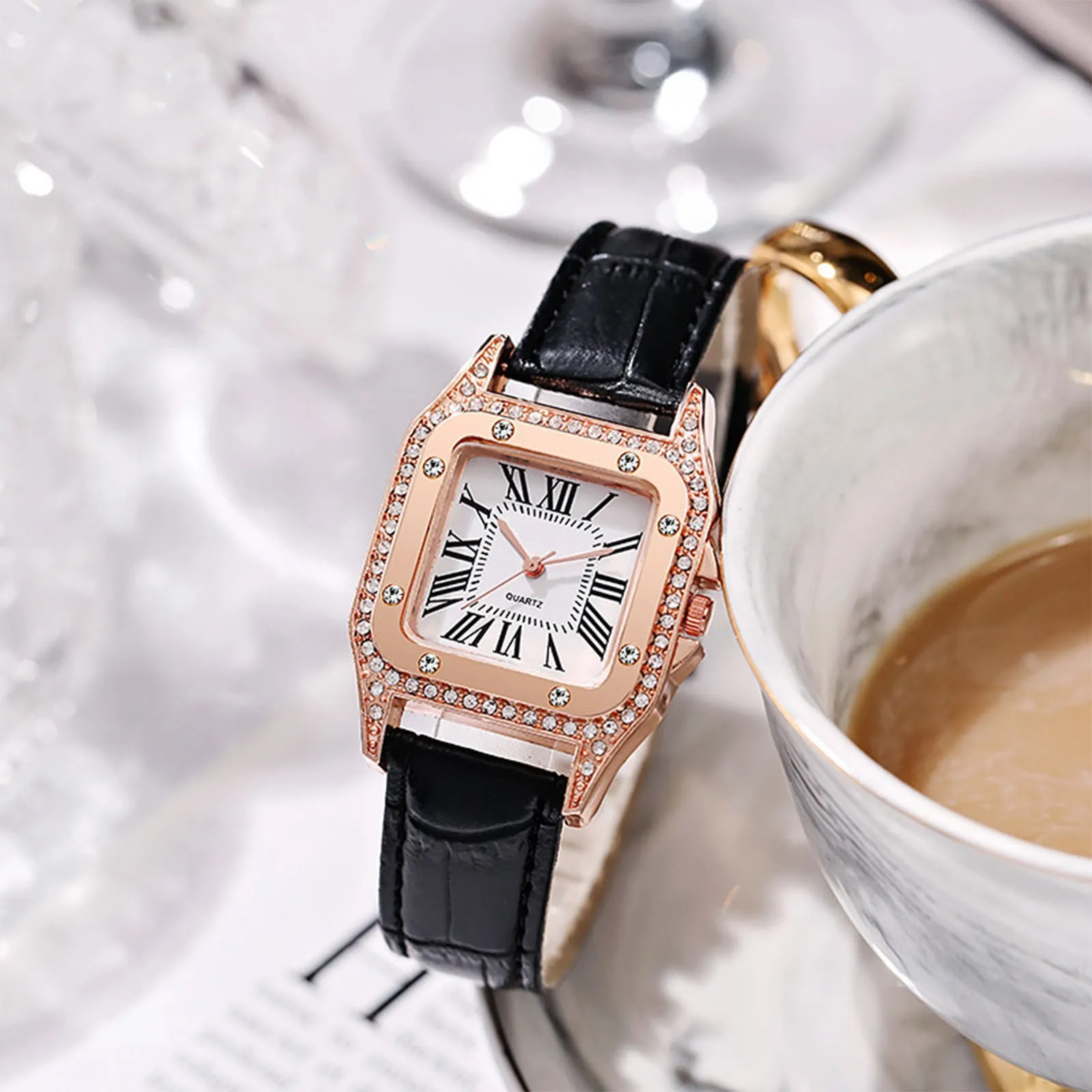 2024 Women Watches Fashion Square Watch Ladies Crystal Quartz Watch Leather Ladies Watches Woman Wristwatch Relogio Feminino