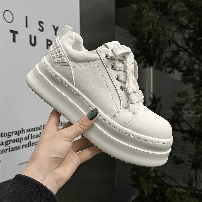 

2025 big fat ding niche design high sense thick sole trend couple board shoes