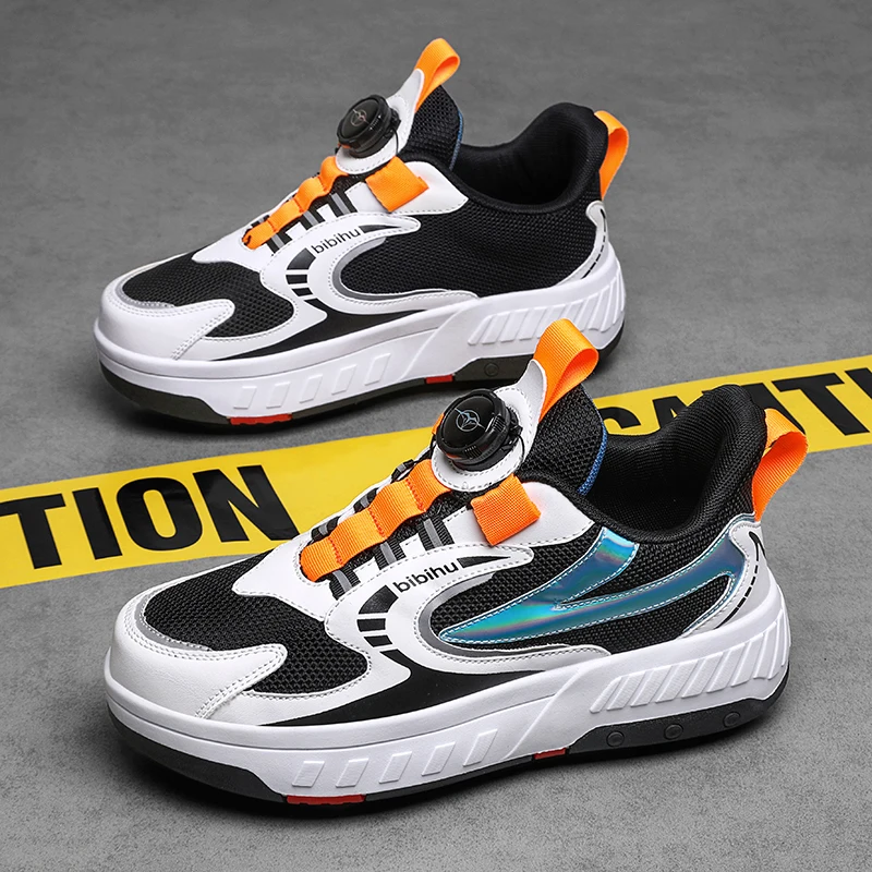 

New Kids' Skate Shoes Wheeled Sneakers Lightweight and Comfortable Designed for Casual Training Kids' Skateboarding Sneakers
