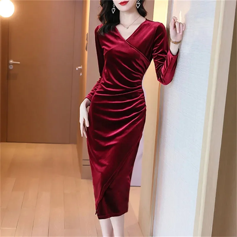 2024 New Spring And Autumn Gold Velvet V-Neck Dress Women's High-End Light  Luxury Temperament Sexy Long Hip Dres Party Dresses - AliExpress 200000345