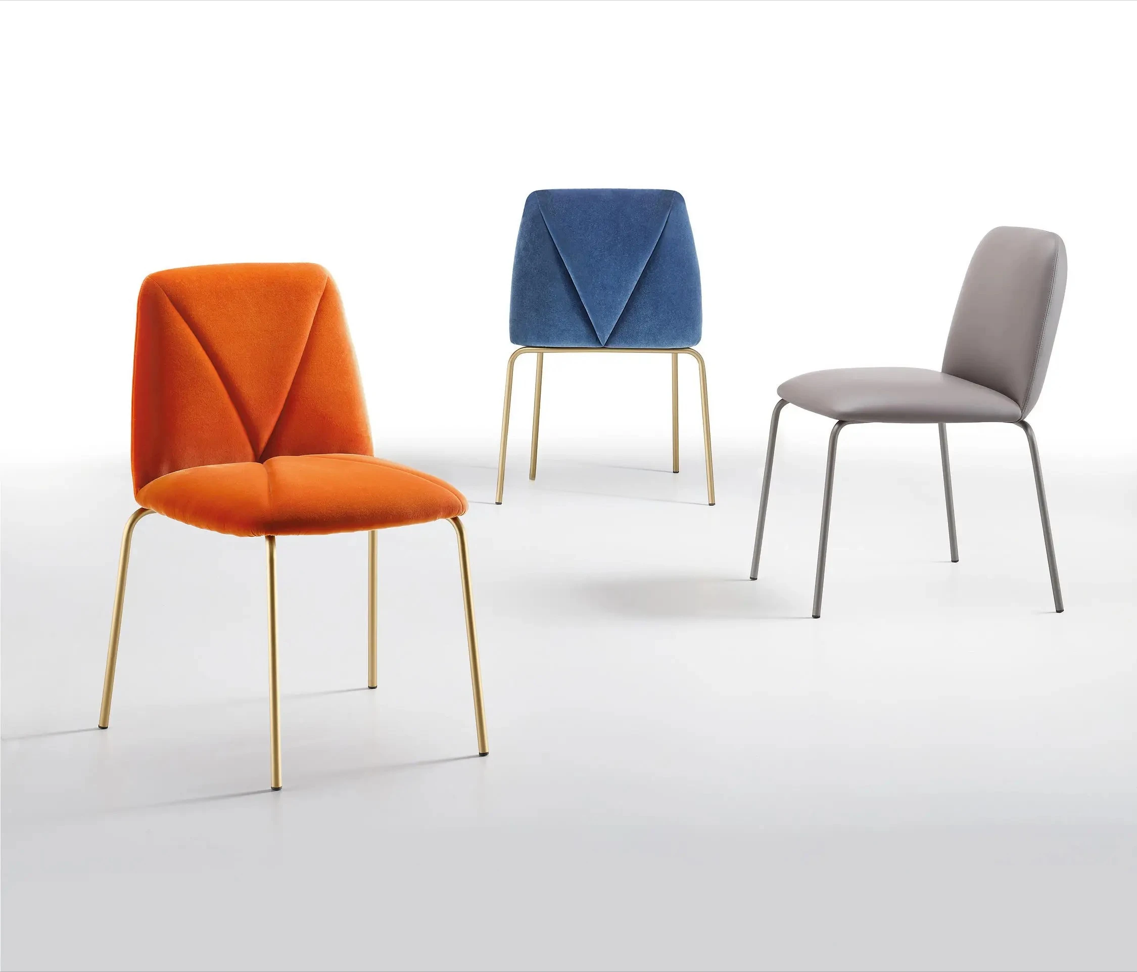 Nordischer Schlafzimmer- und Wohnzimmerstuhl, Einfacher Luxus-Home-Stuhl mit Rückenlehne, Schminktisch, Schreibtisch, Maniküre-Stuhl aus Samt