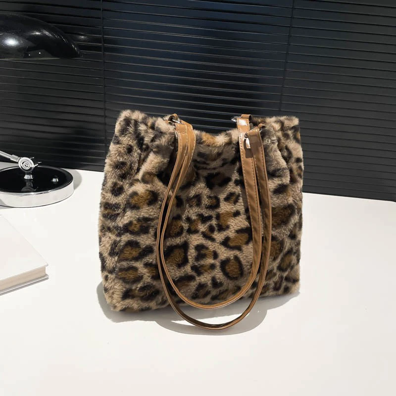 Leopardenmuster-Plüsch-Umhängetasche, Damen-Beuteltasche, Große Kapazität für Pendeln und Arbeit, Modische Vintage-Handtasche mit Persönlichkeit – Detail 14