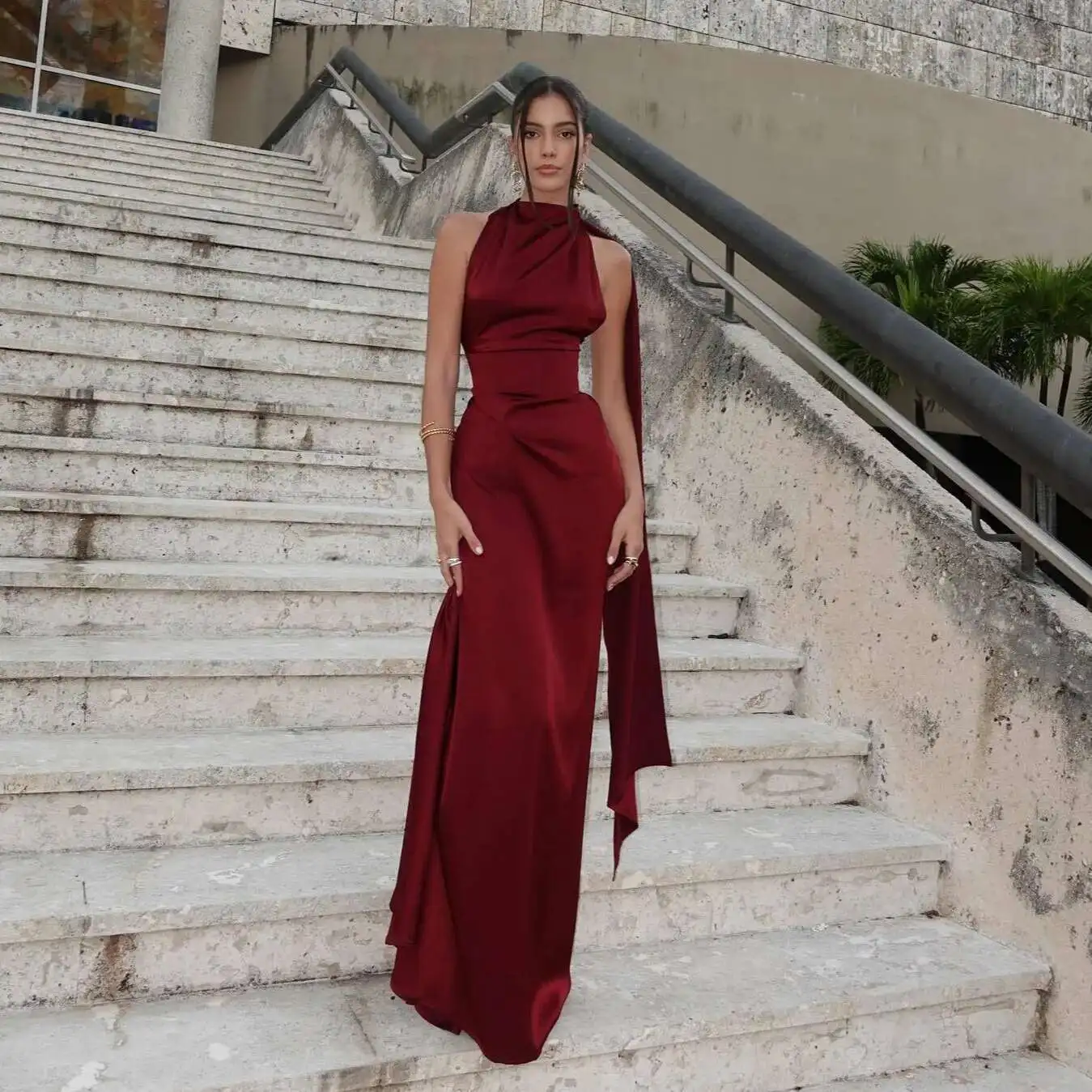 2025 Hals Hangend High-end Satijn Dames Temperament Licht Luxe High-end Niche Banket Verlovingsjurk Gewaad vestido Dames