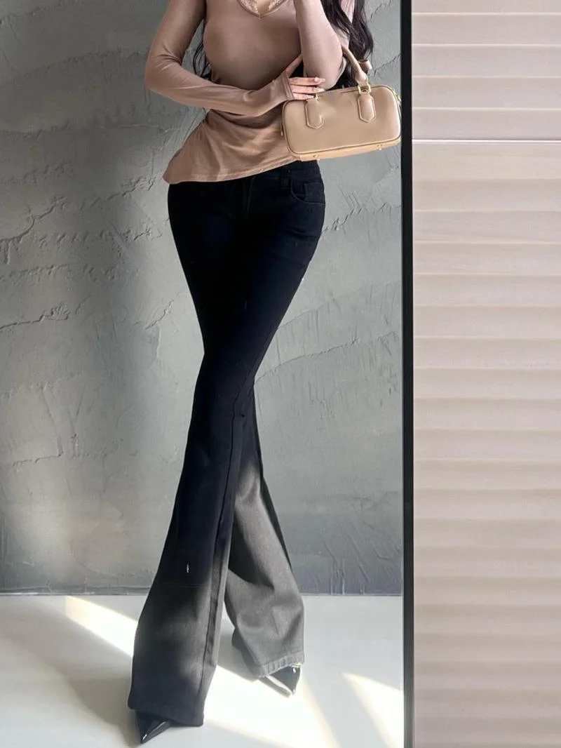 2024 Autumn/winter New High Waisted Micro Horn Casual Jeans Women's Spicy Girl Slim Lift Buttocks Floor-length Trousers CEVS