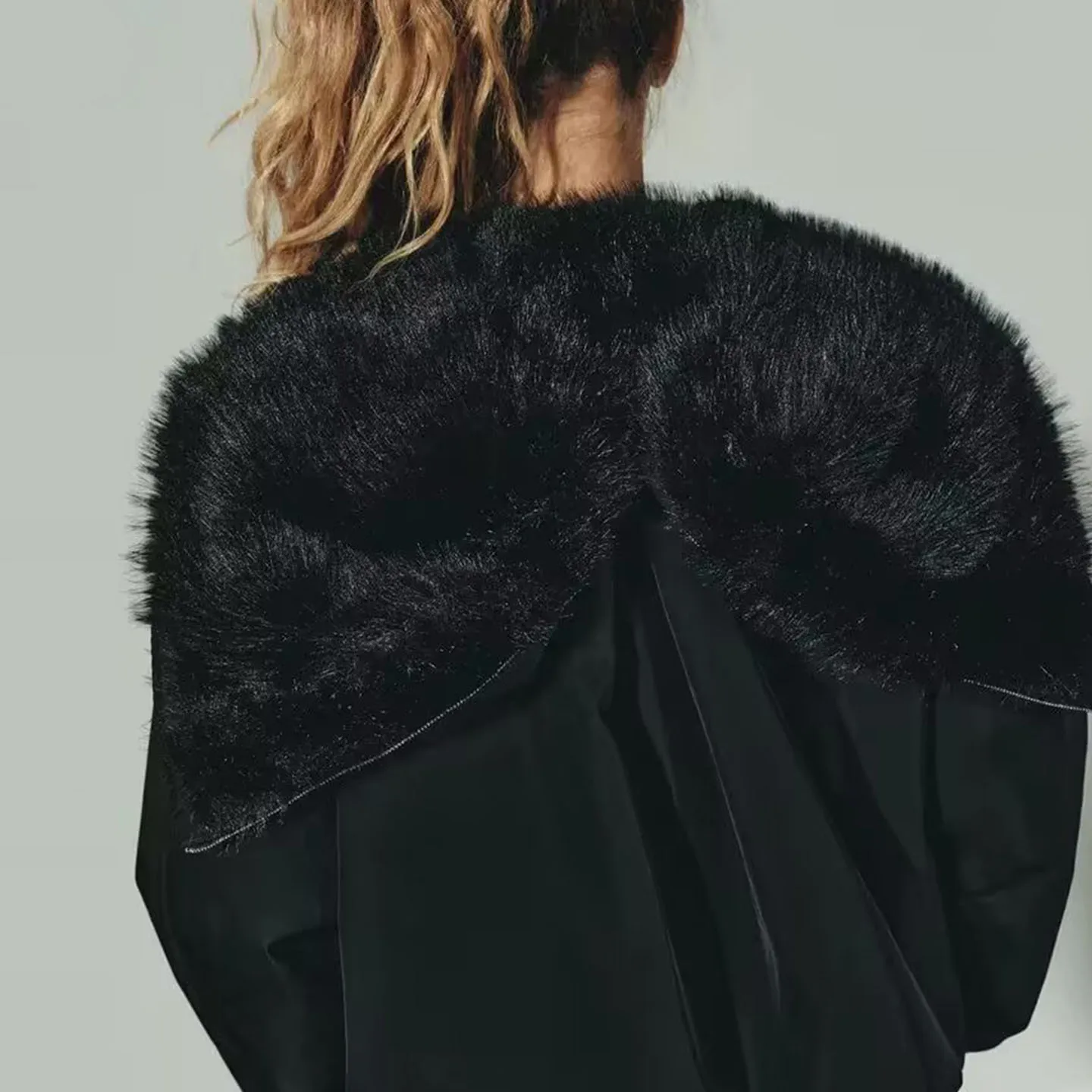 

Faionable Hooded Artificial Fur Effect Cotton Jaet Women's ort Outerwear Zipper Closure Long Sve Stand Fit Z