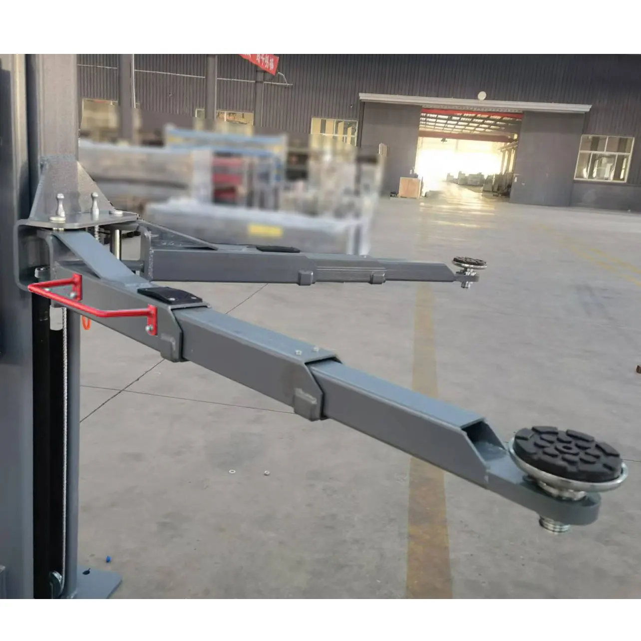 

3+3 Stage Supporting Arms with Anti-Toe Car Part for Efficient Two Post Lifts