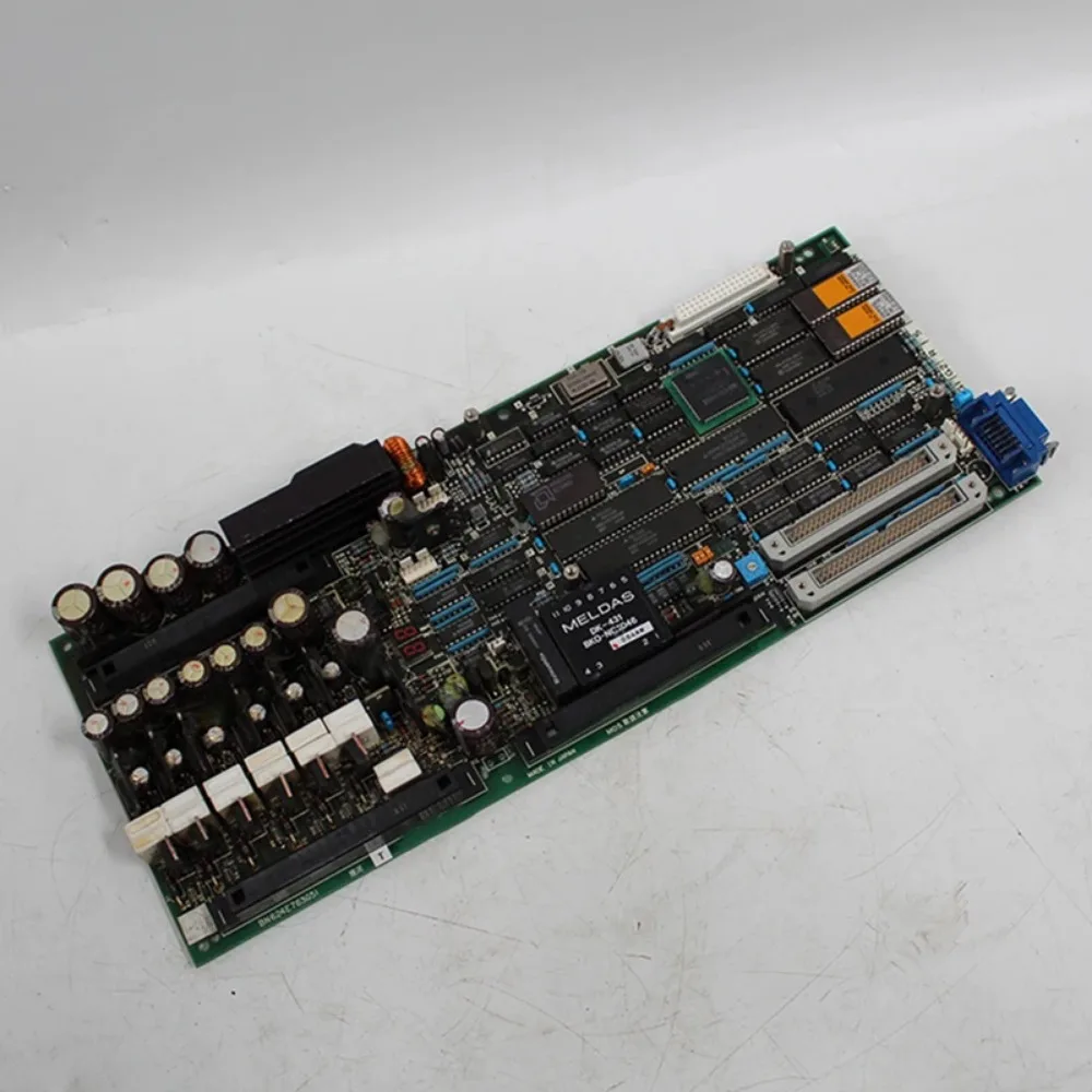 

Servo Board RF01C BN624E763G51 RFOIC FRO1C Use In Good Condition With 3 Months Warranty