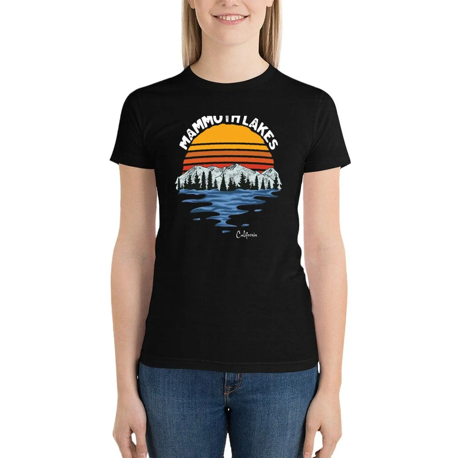 Vintage Mountains Art Mammoth Lakes California T-Shirt Short sleeve tee kawaii clothes spring clothes Women 2024