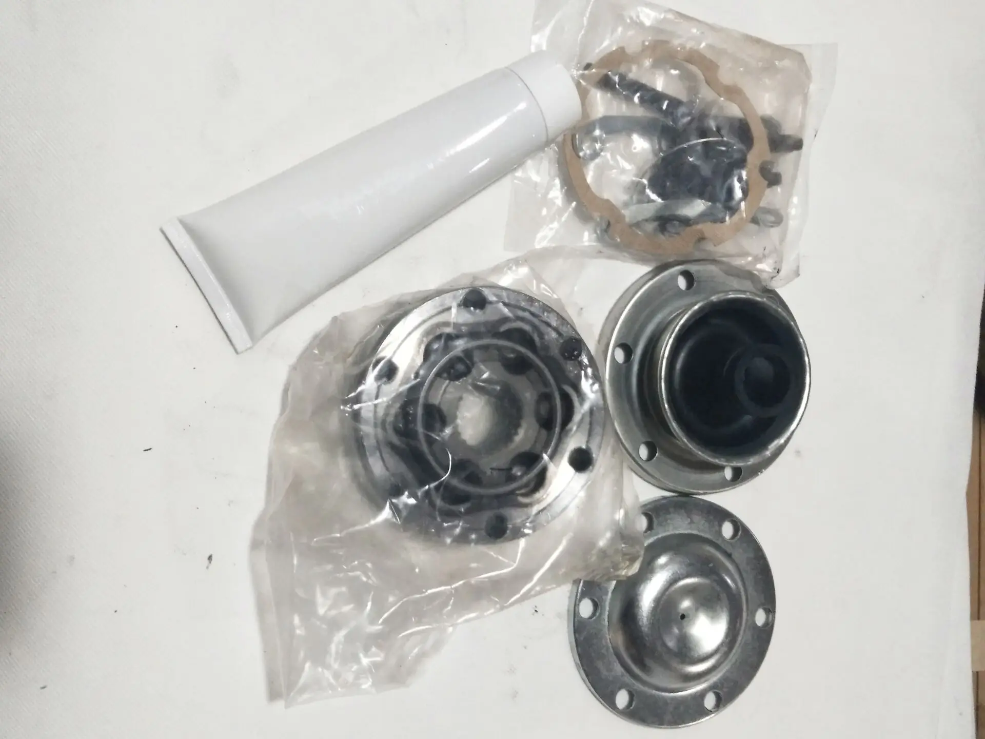 Auto Part Front CV Joint Kit for Jeep Grand Cherokee Liberty 1999-2004 932-301 932301