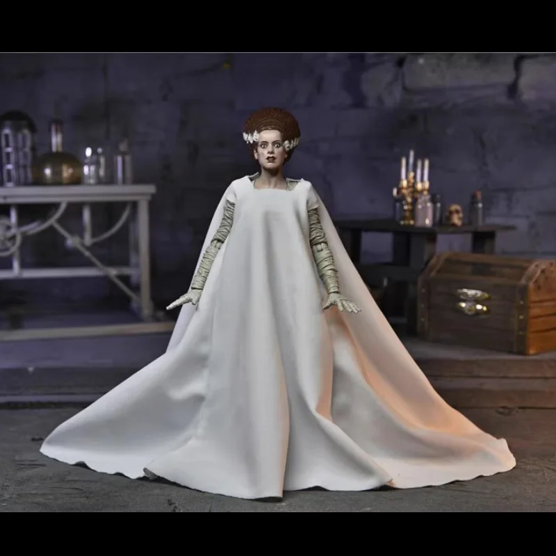 Neca 04820 Frankenstein Bride Color Edition 7 