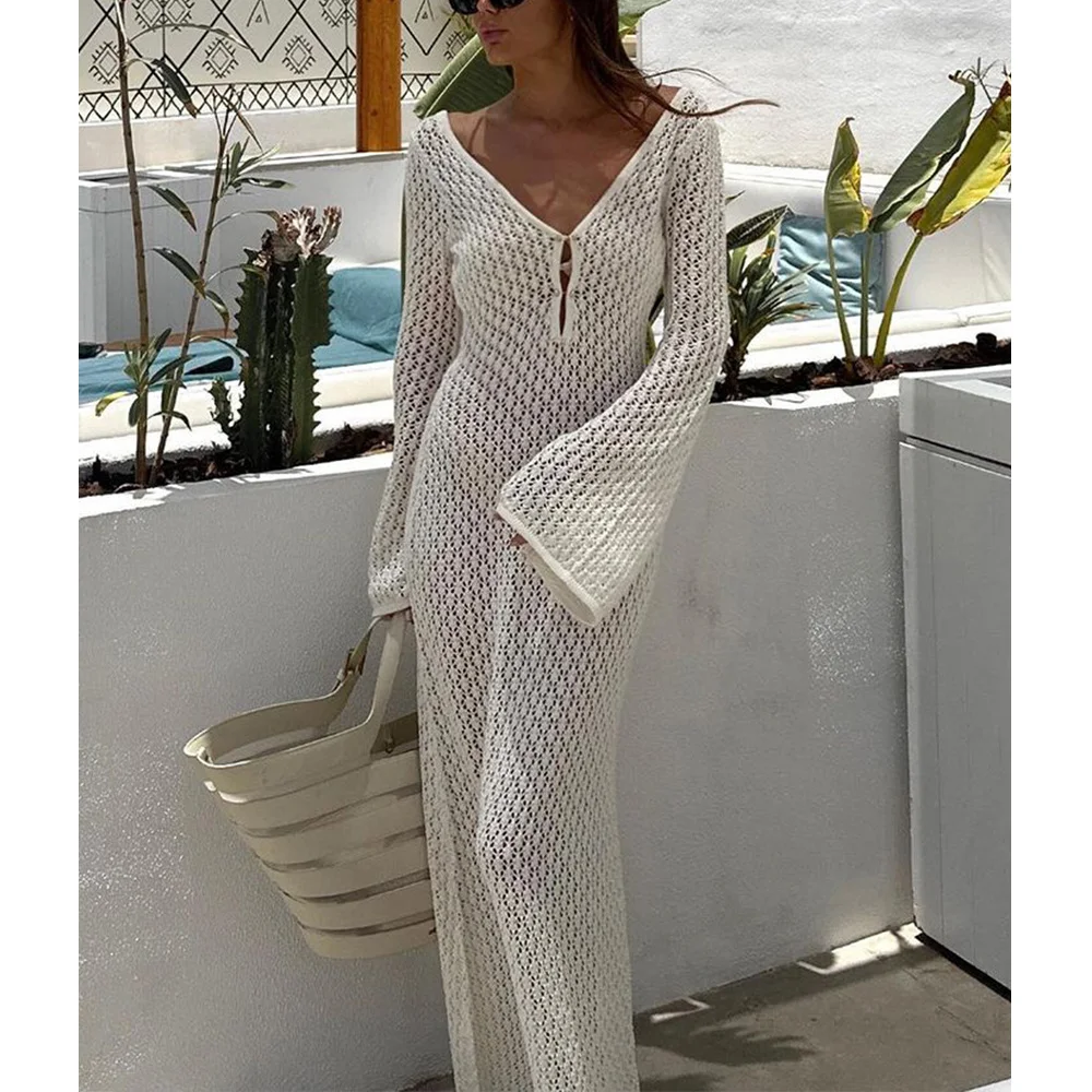 

White sexy knitted hollow long skirt 2024 new fashionable holiday beach backless V-neck button up elegant dress