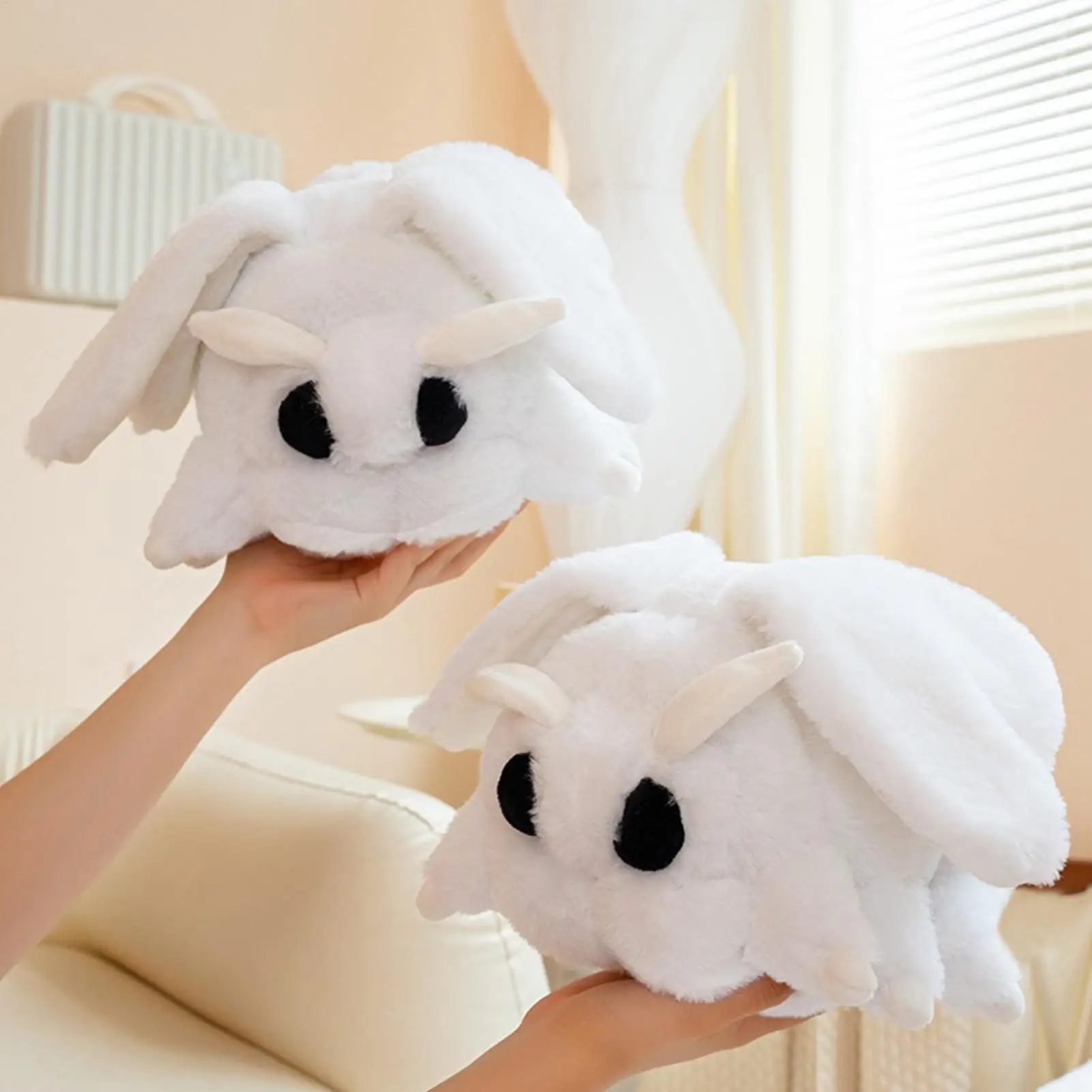 White Realistic Moth Plush Toy Stuffed Animals Insect Enthusiasts creative insect-shaped home ornaments Kids Christmas gifts
