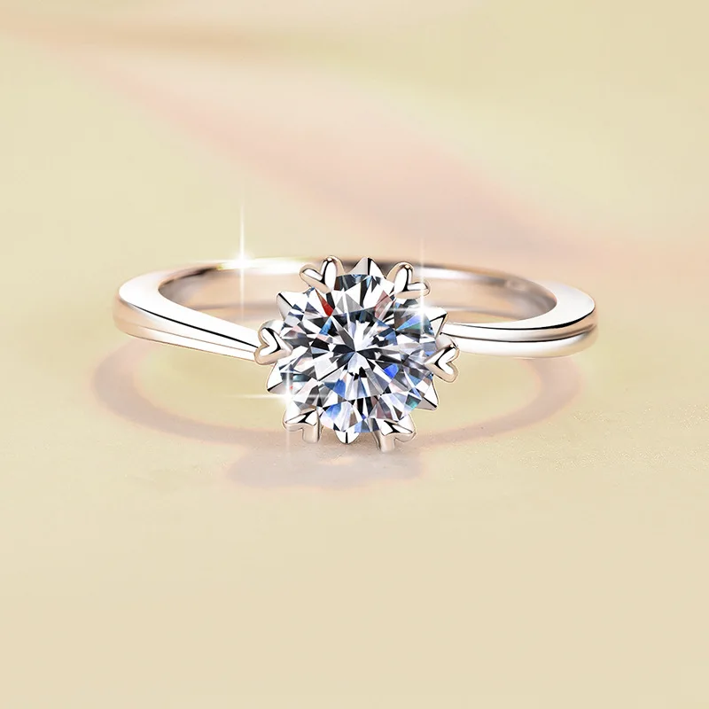 

Moissanite women's ring snowflake twisted simple light luxury fashion S925 sterling silver ring