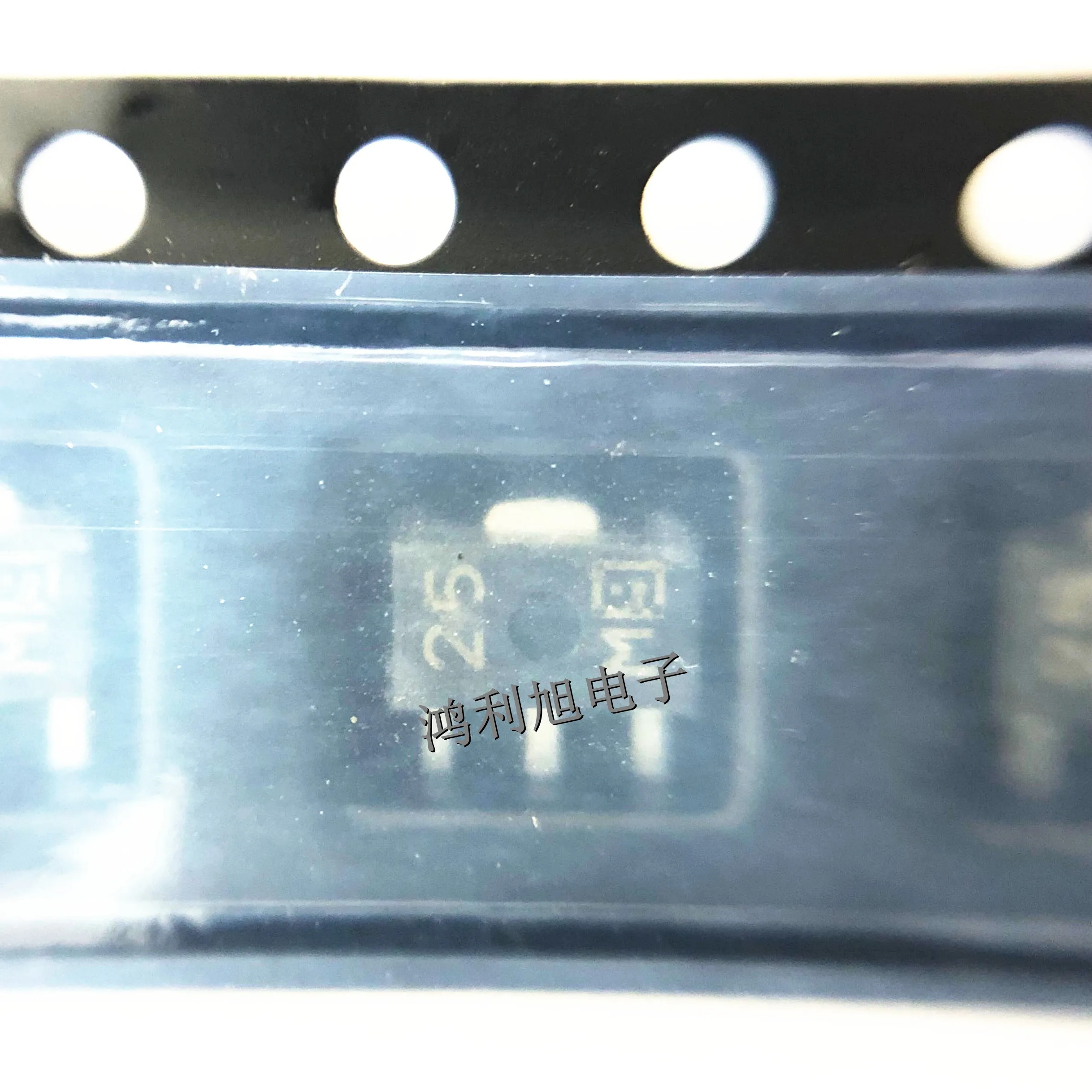 10PCS/Lot XC6202P502PR XC6202P502PR-G MARKING: 25 Standard Regulator Pos 5V 0.2A 3-Pin SOT-89 T/R