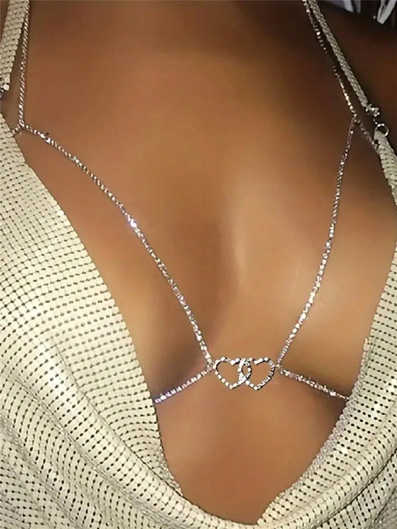 

Женская блестящая цепочка на тело в форме сердца, стильное многослойное украшение для груди для вечеринок и торжественных мероприятий