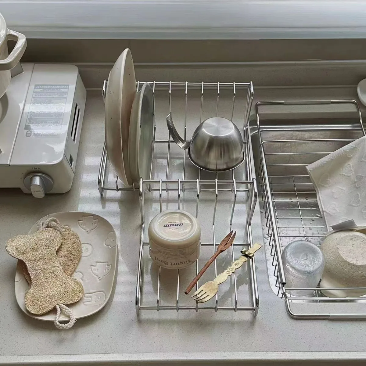 Minimalistisches Küchenregal im Ins-Stil aus robustem 304 Edelstahl – Geschirr- und Bestecksortierer mit Abtropffunktion