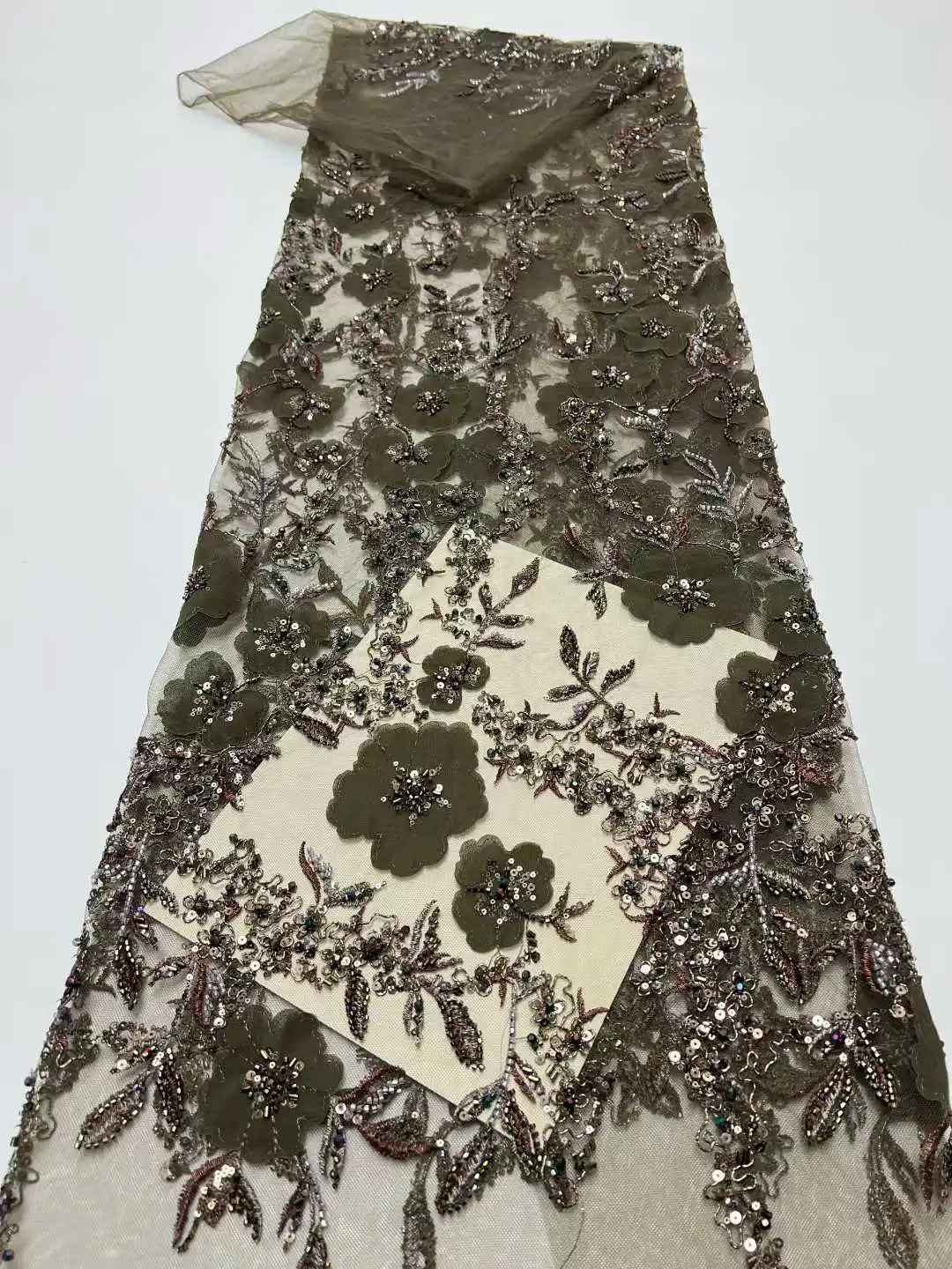 

Luxury African Groom Sequins Lace Fabric High Quality Beaded Embroidery Lace French Tulle for Nigerian Wedding Dresses