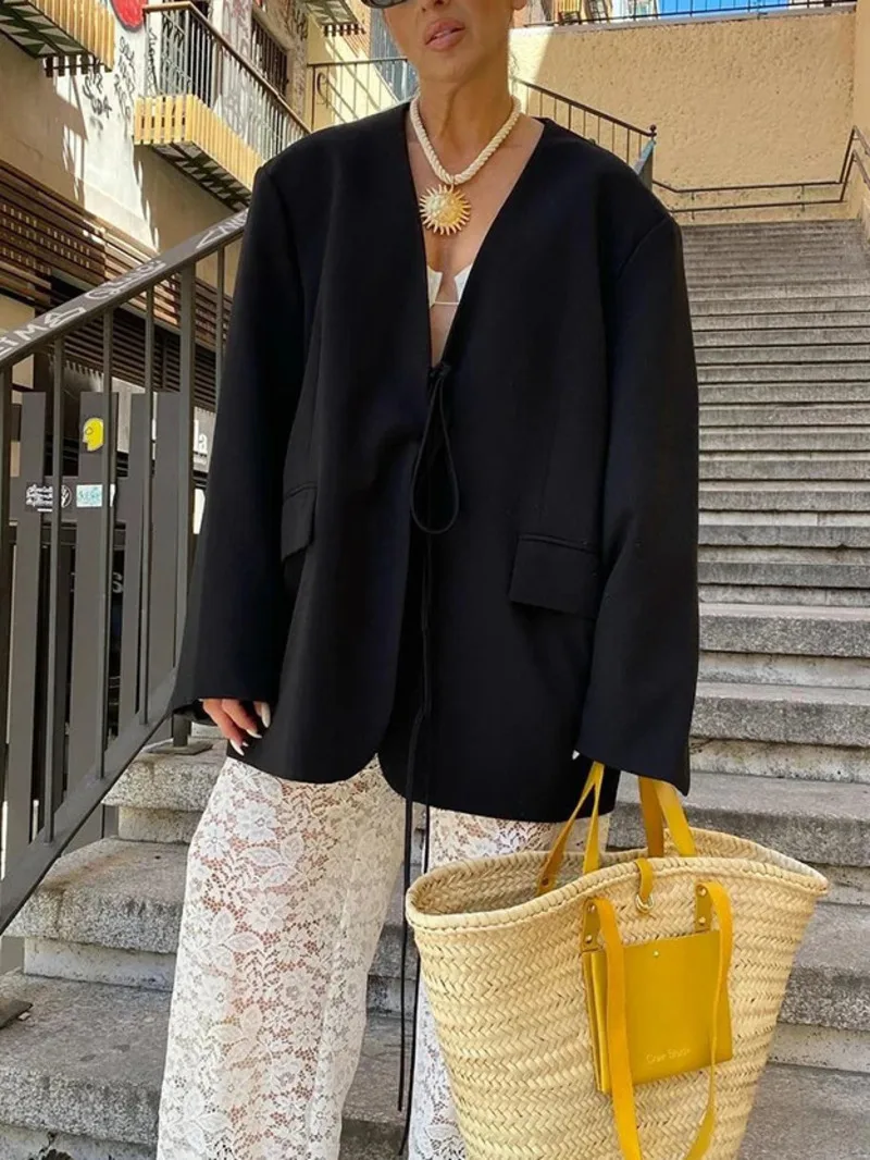 Casualขนาดใหญ่สีดําBlazerผู้หญิงVคอBow Tieกระเป๋าหลวมแจ็คเก็ตแฟชั่น 2025 Streetwearผู้หญิงOutwears MS7Q