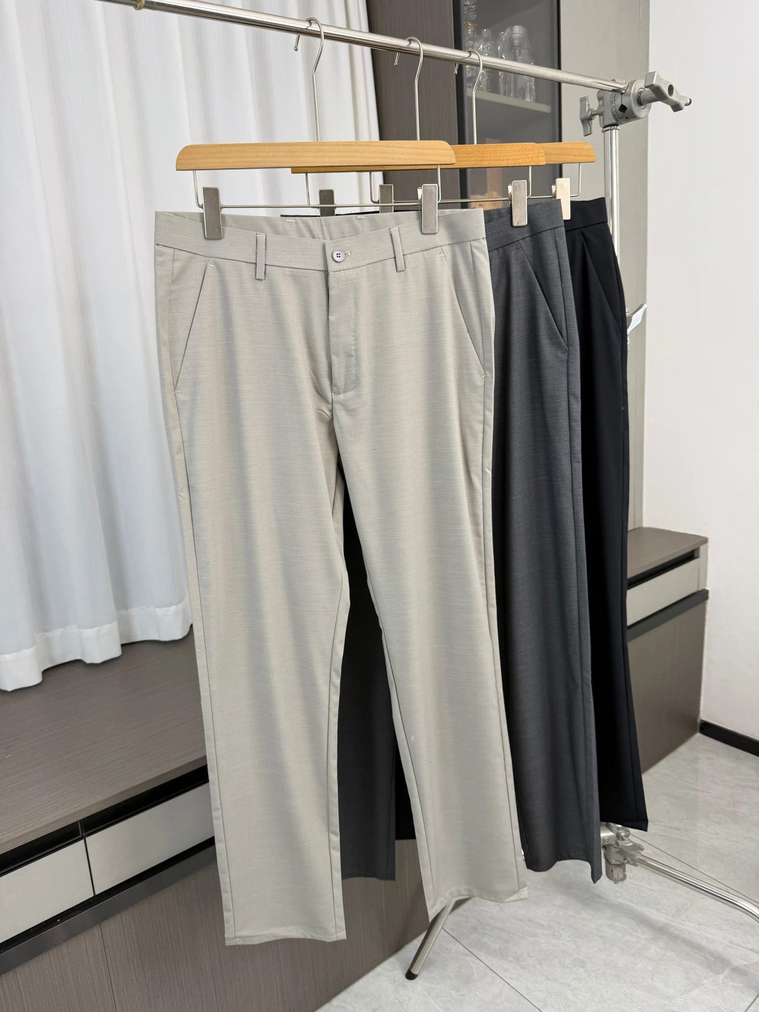 Men's Spring Summer Lightweight Comfortable Anti-Wrinkle Straight Leg Casual Pants Breathable Sweat-Wicking Handmade 