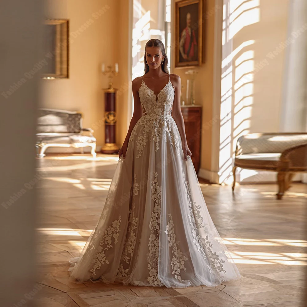 

Vintage Spaghetti Straps Women Wedding Dresses Sexy V-Neck Lace Applique A-Line Party Gowns Banquet Robes De Soiree Customized