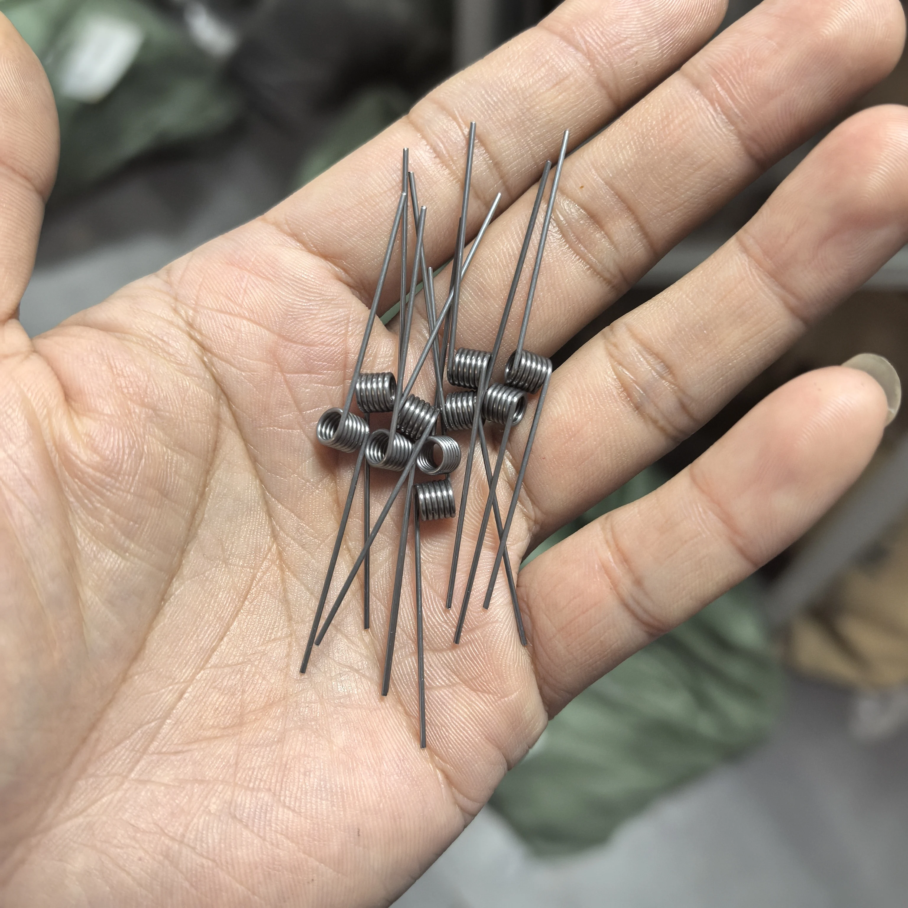 Zehn V-förmige Federn, Drahtdurchmesser 0,8 mm, Torsionsfedern, Miniatur-Torsionsfedern, Rückstellfedern mit Winkeln von 60/90/120/180 Grad, Torsion – Detail 7