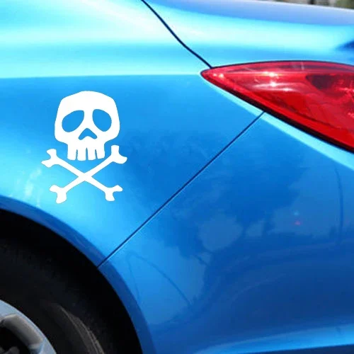 Pegatina con personalidad para coche, calcomanía de calavera de pirata espacial, accesorios de vinilo impermeable y protector solar, Capitán Harlock, KK